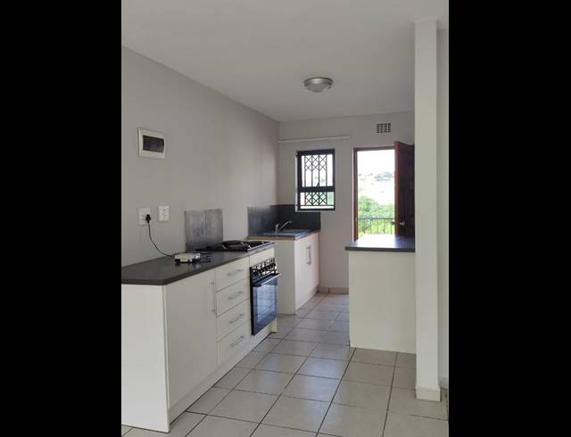 2 BEDROOM PROPERTY TO RENT IN NEWLANDS EAST